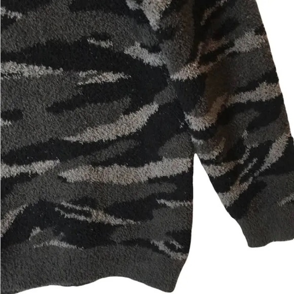 Barefoot Dreams Sweater Gray Black Carbon Camo Seaside Crew Neck Pullover XL - Picture 7 of 9